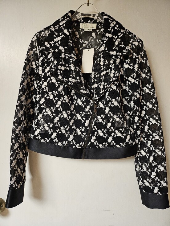 SB by Sachin &Babi Jackets & Blazers - SB by Sachin & Babi Black  Mesh Moto Jacket w/ White Floral Embroidery- Size XS